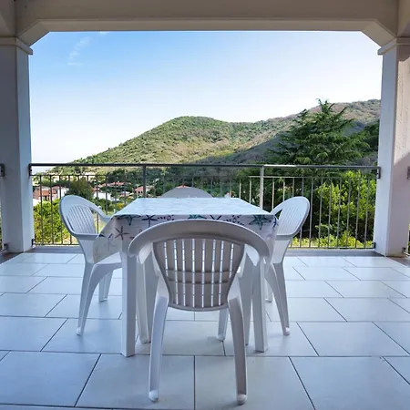 Il Terrazzo Di Lucrezia - Goelba Nisporto