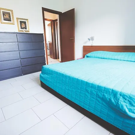 Il Terrazzo Di Lucrezia - Goelba 아파트