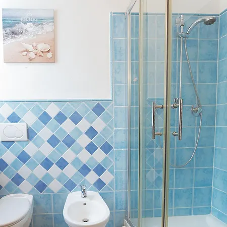 Il Terrazzo Di Lucrezia - Goelba Apartament *
